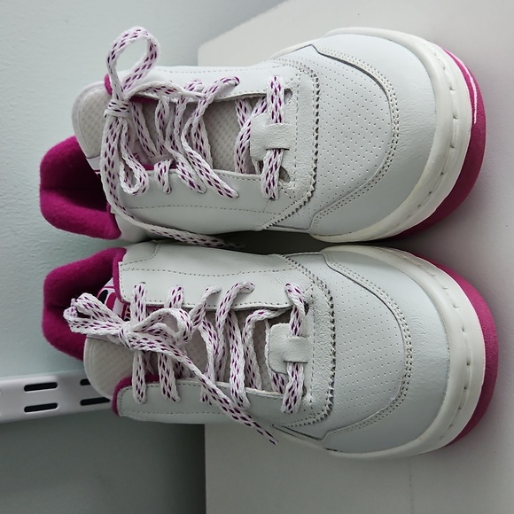 Fila Spring Sneakers - Picture 2 of 6